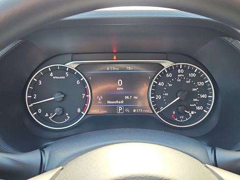 Used 2024 Nissan Sentra SV w/ Trunk Package FWD image 18