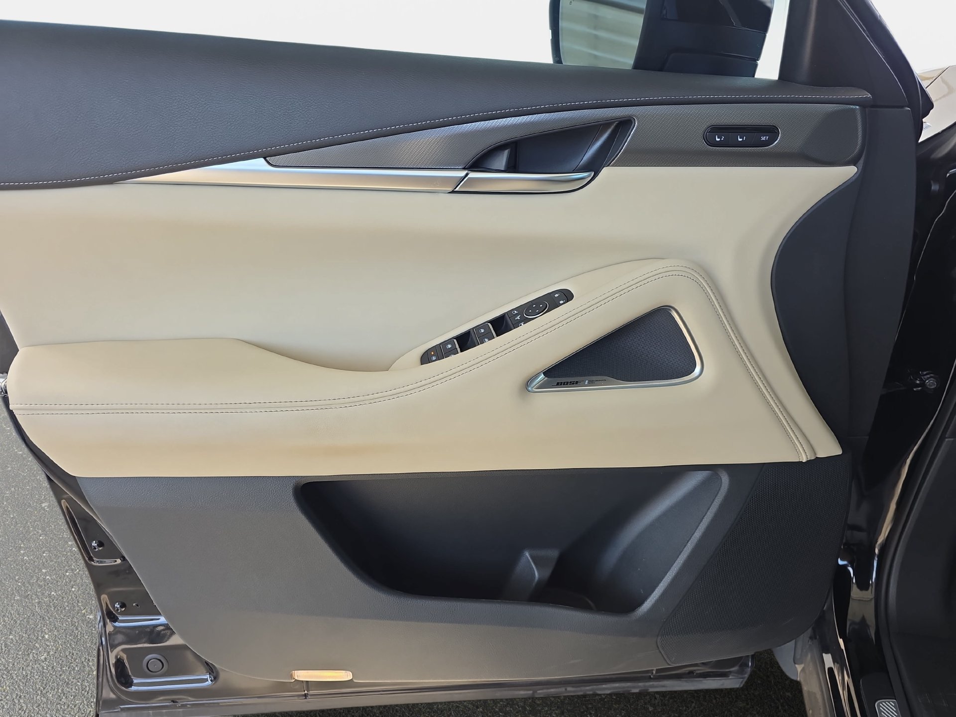 Certified 2024 INFINITI QX60 Luxe w/ Performance Audio Package FWD image 26