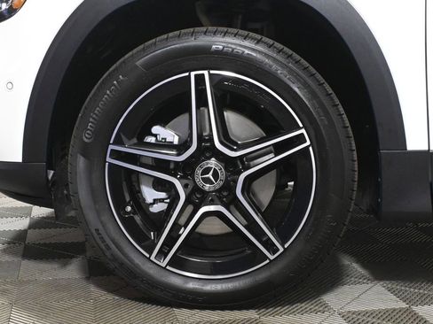 New 2026 Mercedes-Benz GLB 250 4MATIC image 12