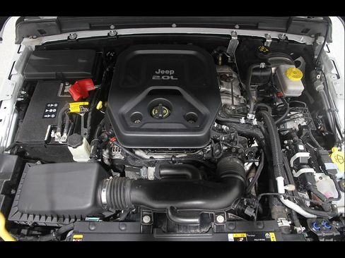 Used 2023 Jeep Wrangler Unlimited Sport AWD/4WD image 21