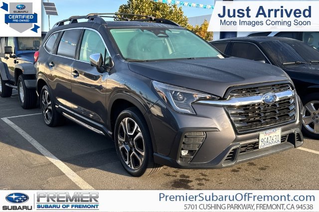 Used 2023 Subaru Ascent Limited w/ Technology Package AWD/4WD image 1
