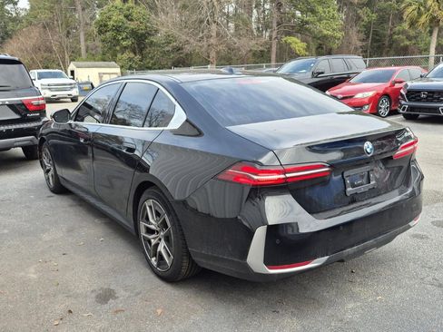 Used 2026 BMW 530i image 2