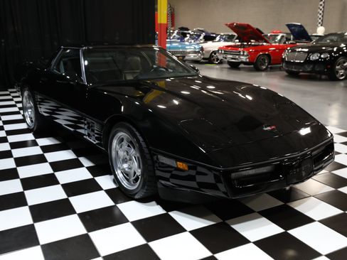 Used 1990 Chevrolet Corvette ZR-1 RWD image 13