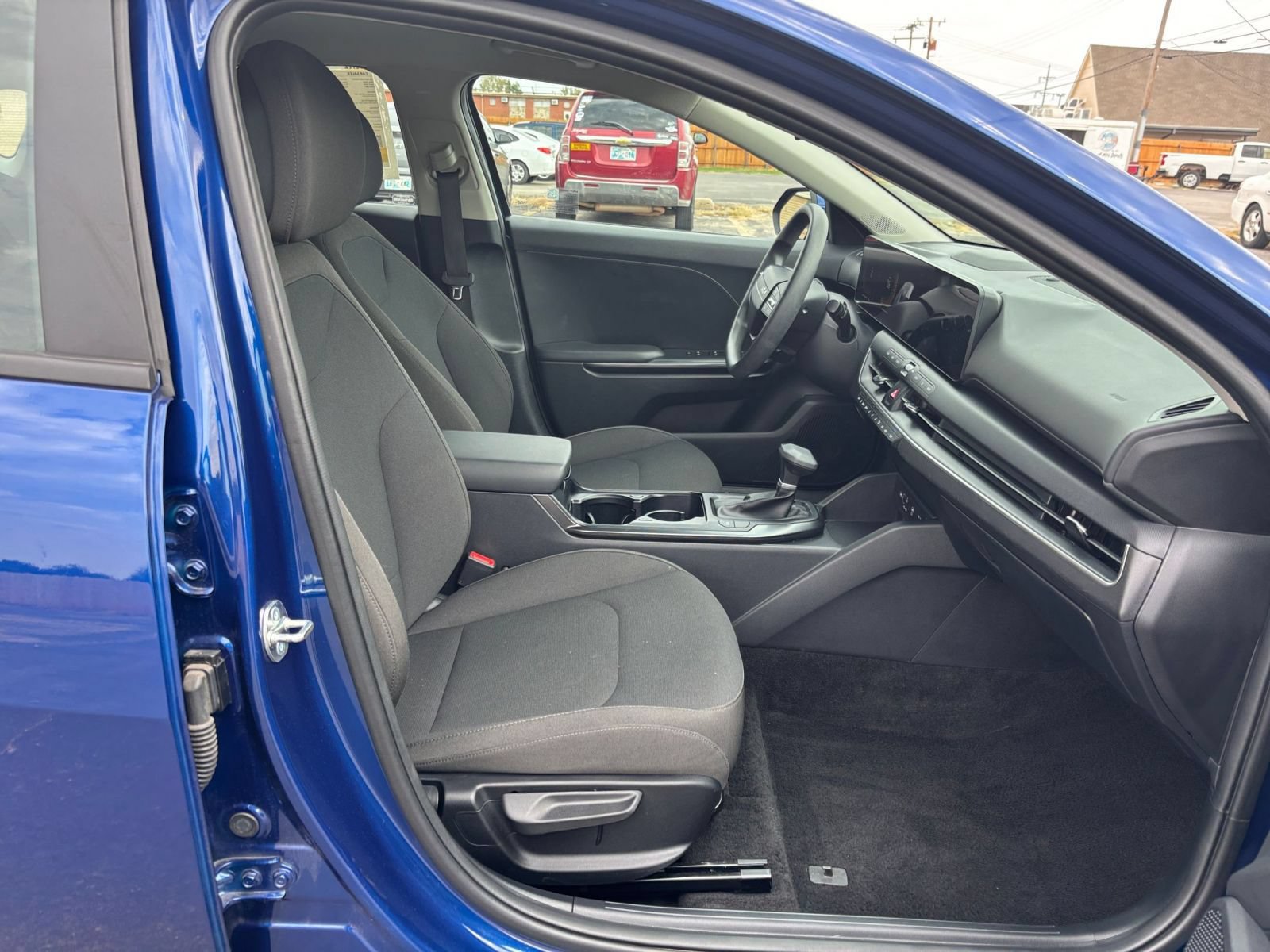 Used 2026 Kia K4 FWD image 34