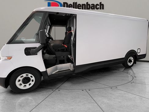 Used 2024 Chevrolet Brightdrop 600 w/ Battery Pack, Max Range AWD/4WD image 1