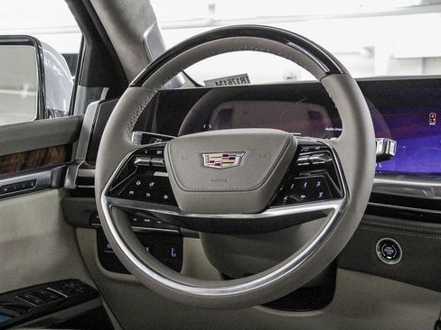 New 2026 Cadillac Escalade Platinum Luxury image 16