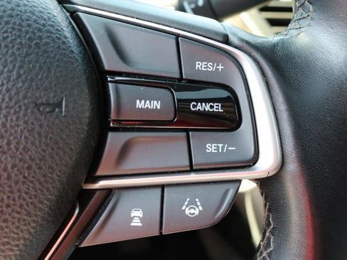 Used 2018 Honda Accord EX-L image 12