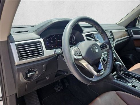 Used 2023 Volkswagen Atlas SE FWD image 10