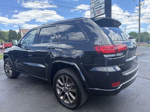 Used 2016 Jeep Grand Cherokee Limited 75th Anniversary AWD/4WD image 6