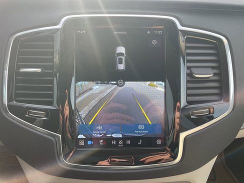 Certified 2023 Volvo XC90 B6 Plus w/ Protection Package Premier image 31