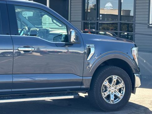 Used 2021 Ford F150 Lariat w/ Equipment Group 502A High AWD/4WD image 4
