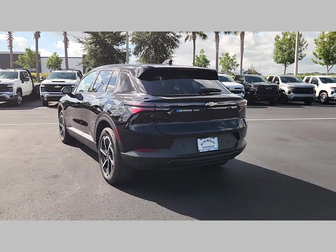 New 2026 Chevrolet Equinox EV LT w/ Comfort Package AWD/4WD image 19
