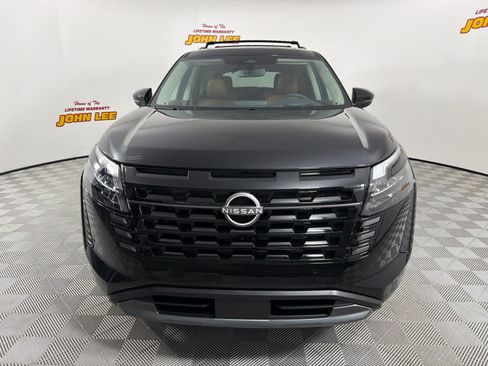 New 2026 Nissan Pathfinder Platinum w/ Cargo Package FWD image 9
