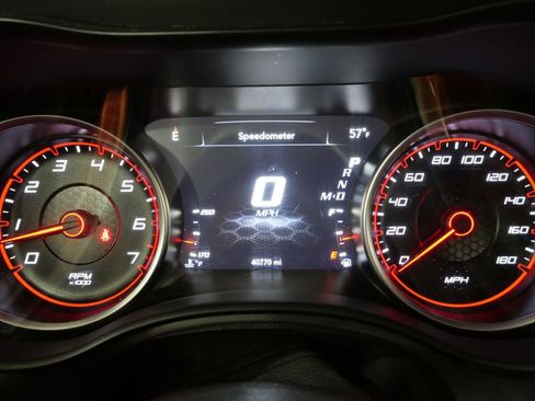 Used 2022 Dodge Charger Scat Pack w/ Harman/Kardon Audio Group RWD image 15