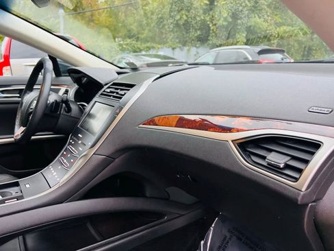 Used 2014 Lincoln MKZ Sedan 4D w/ Equipment Group 102A Reserve image 15