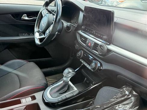 Used 2023 Kia Forte GT image 19