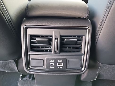 Used 2026 Subaru Forester Limited image 47