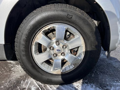 Used 2011 Ford Escape Limited w/ 302A Rapid Spec Order Code image 29