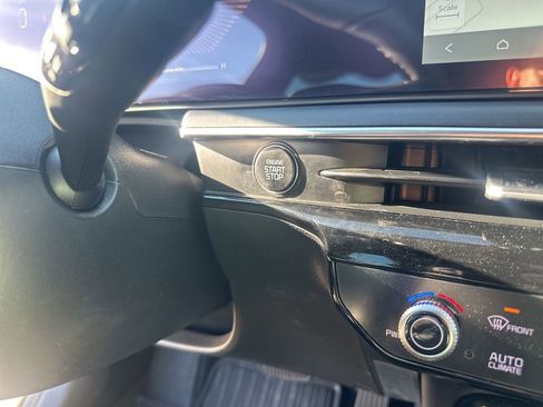 Used 2025 Kia K5 GT image 22