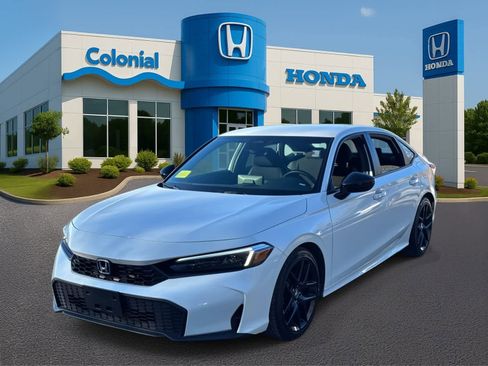 Used 2025 Honda Civic Sport image 1