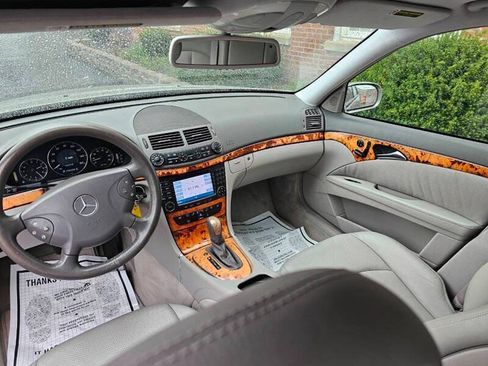 Used 2006 Mercedes-Benz E 350 4MATIC Wagon image 16