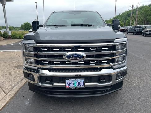 Used 2025 Ford F250 Lariat w/ FX4 Off-Road Package AWD/4WD image 8