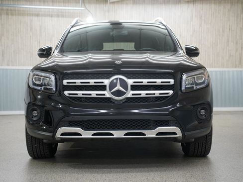 Used 2020 Mercedes-Benz GLB 250 image 2
