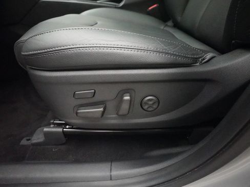 Used 2020 Hyundai Santa Fe Limited AWD/4WD image 28