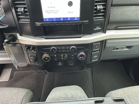 Used 2024 Ford F250 XLT w/ FX4 Off-Road Package image 24