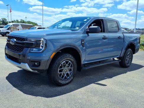Used 2024 Ford Ranger XLT w/ FX4 Off-Road Package AWD/4WD image 3