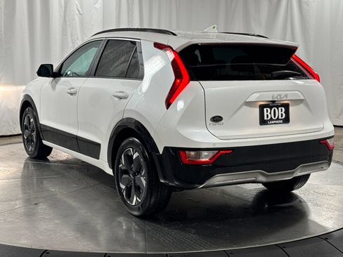 New 2026 Kia Niro Wind w/ Wind Preserve Package FWD image 7