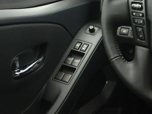 Used 2026 Nissan Frontier SV w/ SV Convenience Package RWD image 41