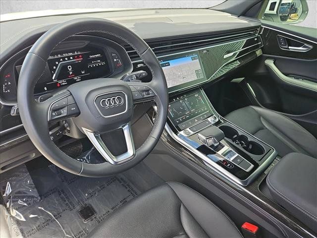 Used 2025 Audi Q8 Premium Plus AWD/4WD image 12