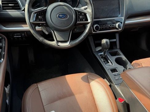 Used 2018 Subaru Outback 3.6R Touring AWD/4WD image 7