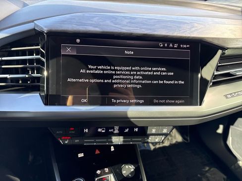 Used 2024 Audi Q4 e-tron Premium Plus image 18