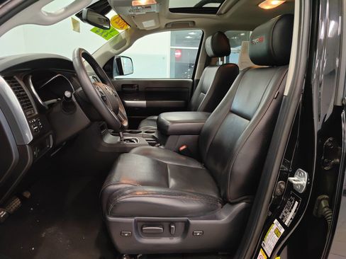 Used 2021 Toyota Sequoia TRD Pro AWD/4WD image 12