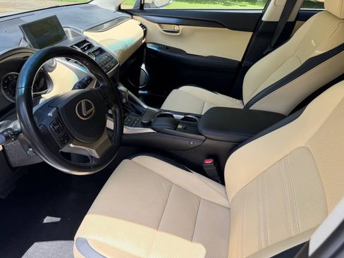 Used 2017 Lexus NX 200t FWD image 7
