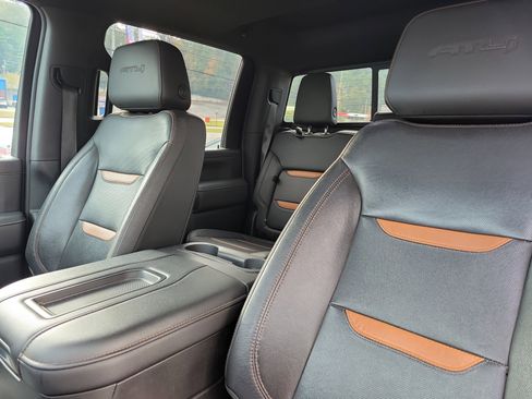 Used 2021 GMC Sierra 2500 AT4 w/ AT4 Premium Plus Package image 14