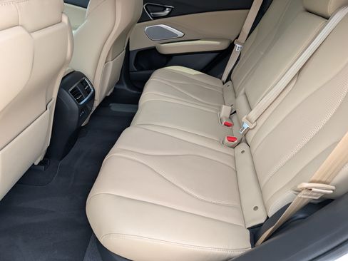 Certified 2023 Acura RDX FWD w/ Technology Package image 11