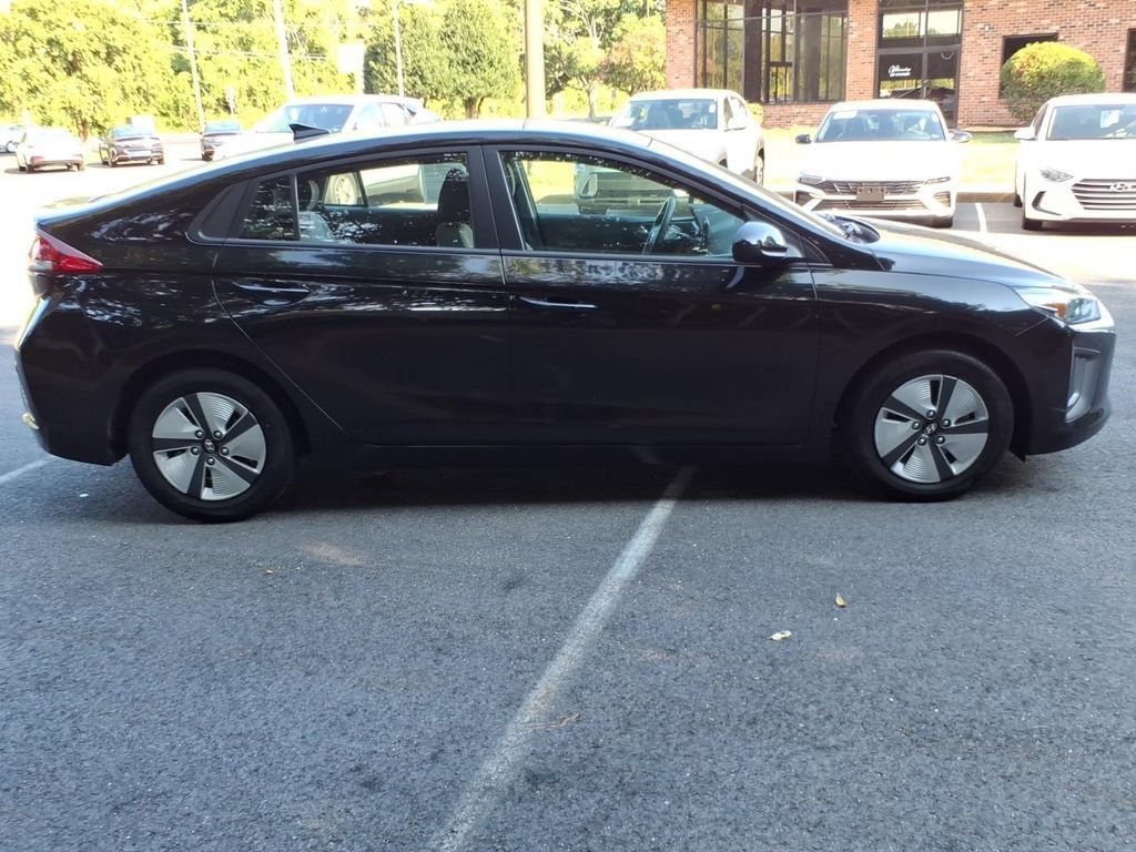 Used 2022 Hyundai Ioniq Blue FWD image 3