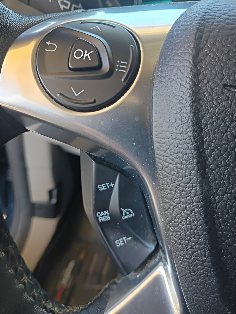 Used 2021 Ford Transit Connect XLT FWD image 23