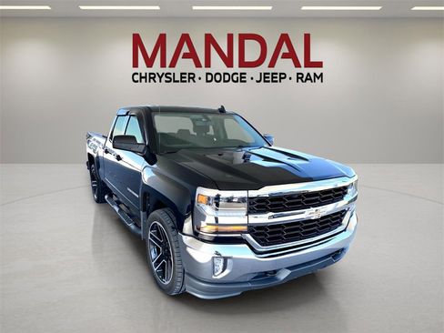 Used 2019 Chevrolet Silverado 1500 LT w/ LPO, Black Pack image 4