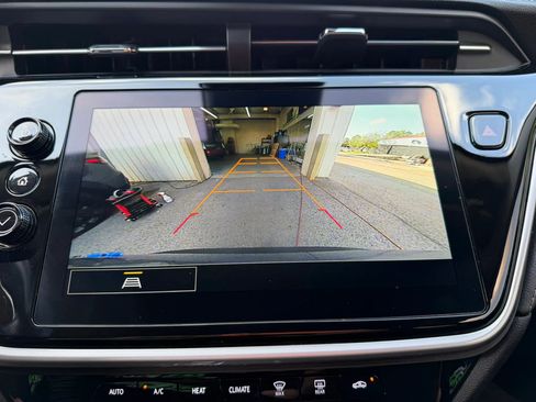 Used 2023 Chevrolet Bolt EUV LT w/ Driver Confidence Package image 27