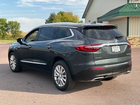 Used 2018 Buick Enclave Premium w/ Experience Buick Package AWD/4WD image 5