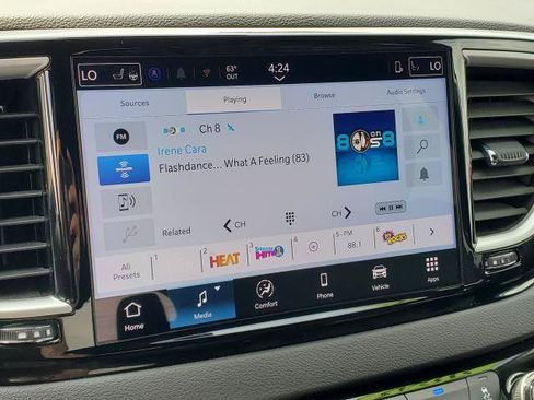 Used 2025 Chrysler Pacifica Select FWD image 15