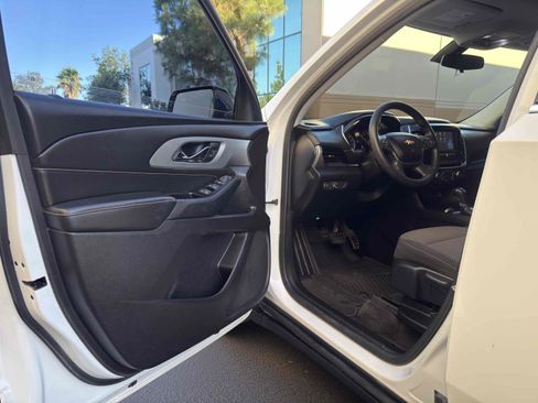 Used 2019 Chevrolet Traverse LS w/ LPO, Blackout Package FWD image 35