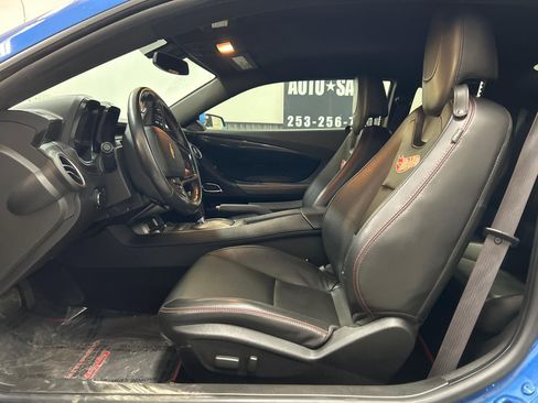 Used 2013 Chevrolet Camaro SS w/ Hot Wheels Special Edition RWD image 11