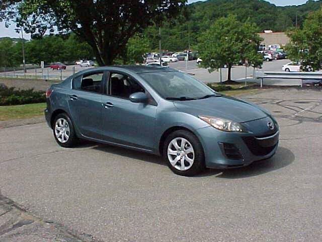 Used 2010 MAZDA MAZDA3 i Sport FWD image 2