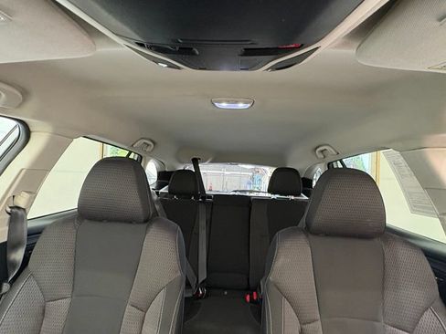 Used 2023 Subaru Outback Premium AWD/4WD image 37