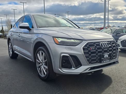 Used 2023 Audi SQ5 Prestige w/ Prestige Package image 8